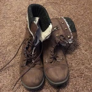 Brown short boots